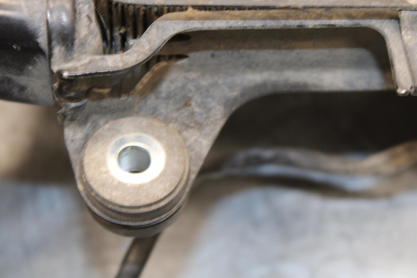 00-01 KAWASAKI ZZR600 ENGINE RADIATOR MOTOR COOLER COOLING RADIATER BB568