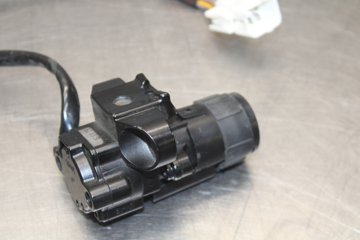 13-18 KAWASAKI NINJA ZX6R IGNITION LOCK W KEY BB666