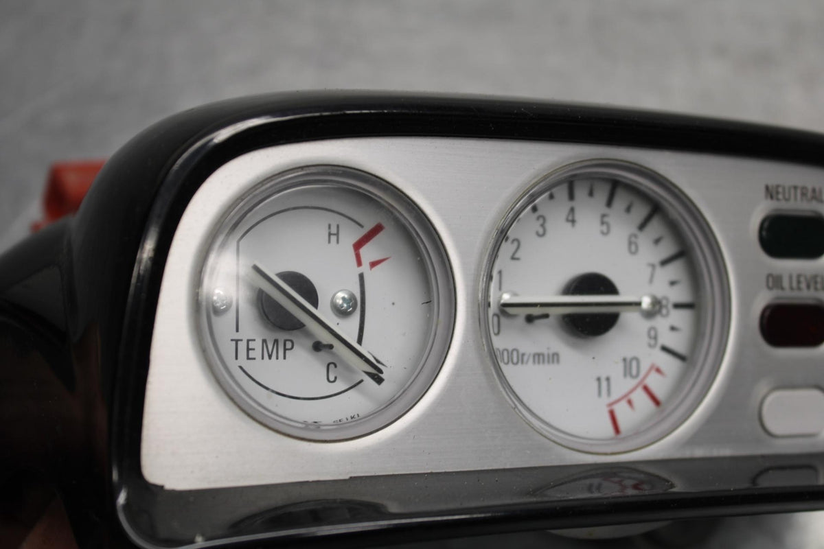 93-07 YAMAHA VMAX 1200 GAUGES METER TACH BB634