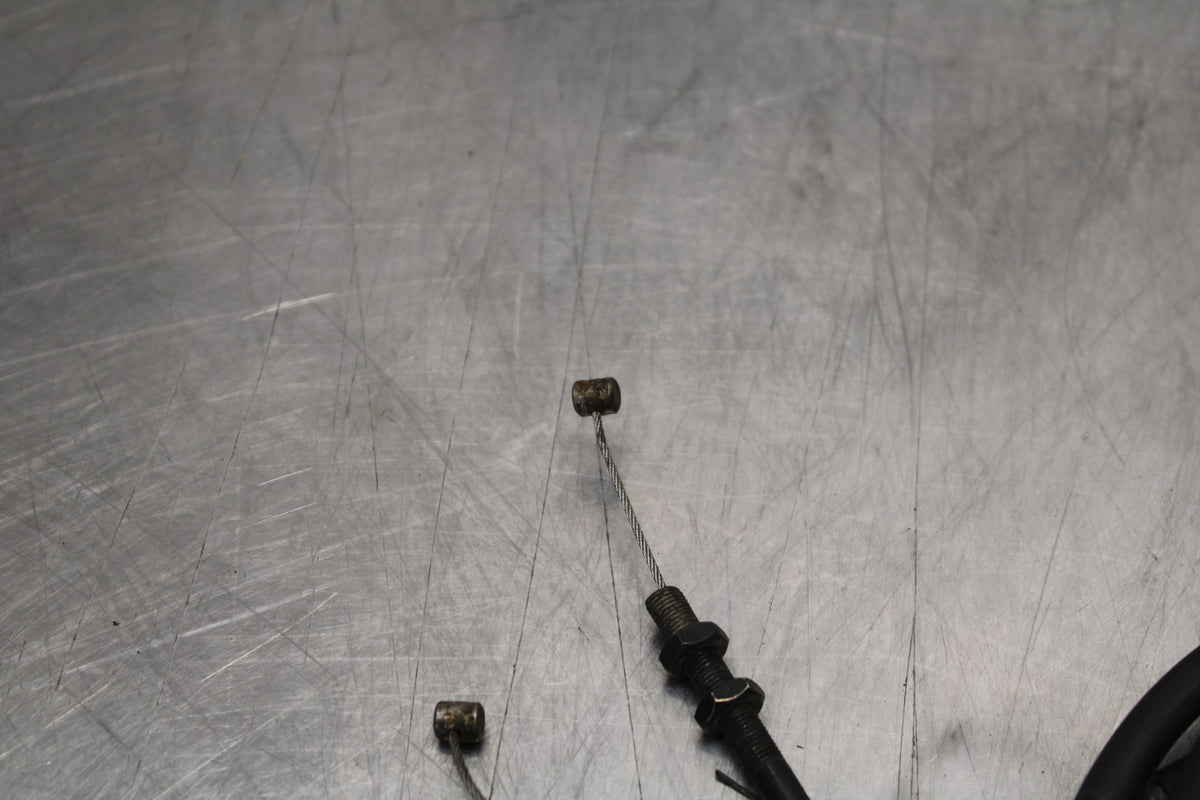 05 TRIUMPH ROCKET III THROTTLE CABLES LINES BB186