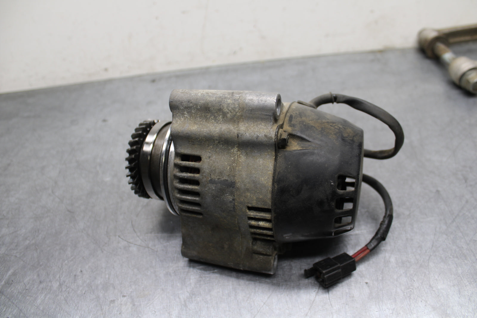 91-92 SUZUKI GSXR750 M  ENGINE MOTOR GENERATOR ALTERNATOR BB125