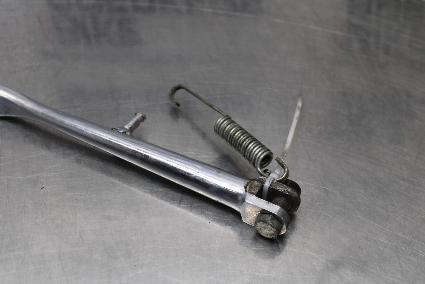 03-08 KAWASAKI VULCAN 1600 KICKSTAND SIDE KICK STAND BB196