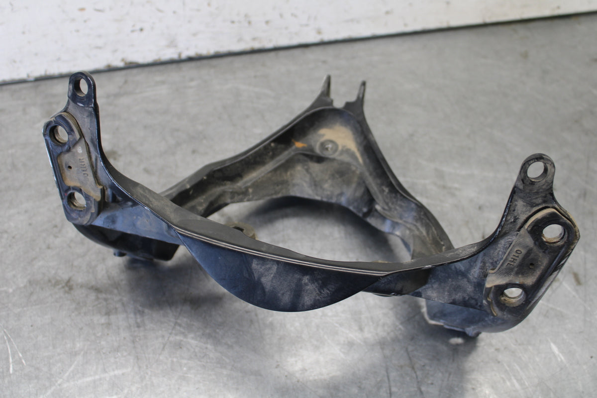 06-07 SUZUKI GSXR 600 UPPER FAIRING MIRROR GAUGES STAY BRACKET BB694