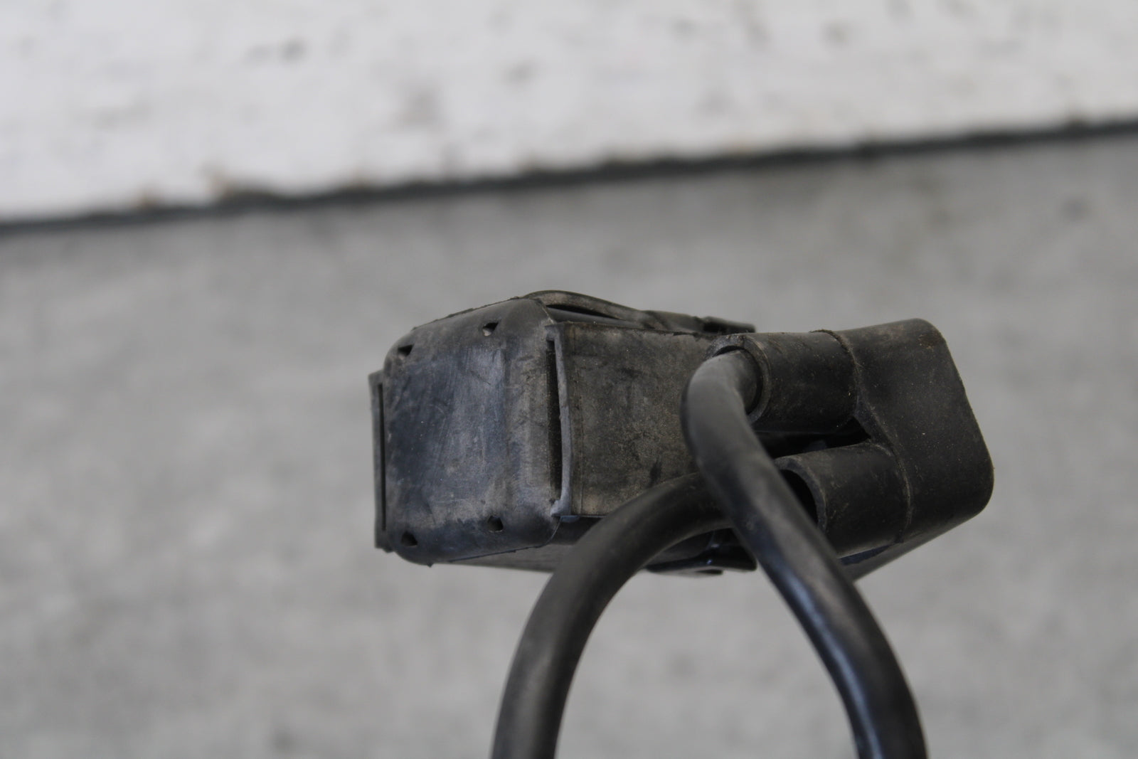 03-04 KAWASAKI NINJA ZX6RR ENGINE STARTER RELAY STARTING MOTOR SWITCH BB684