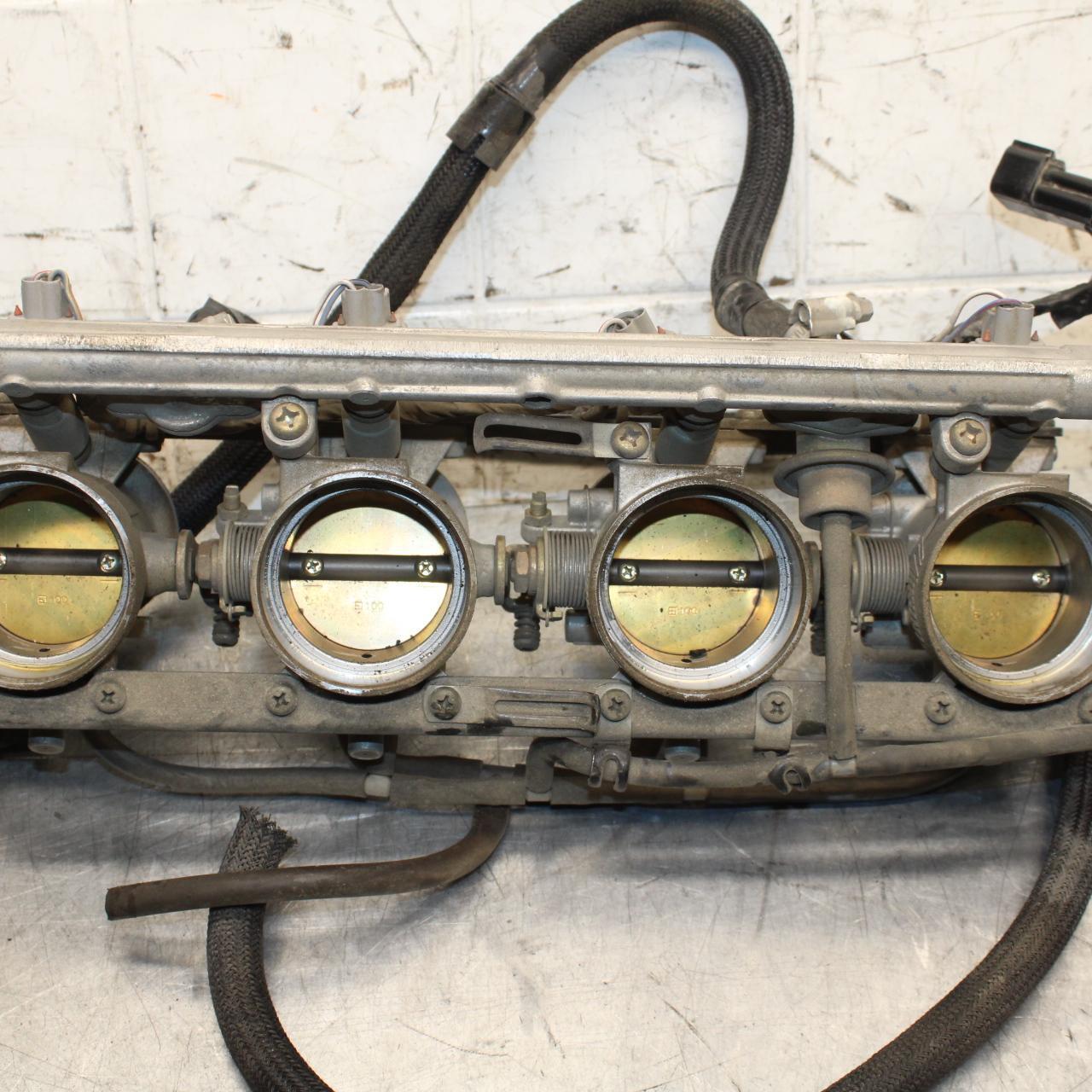 2000 Kawasaki Ninja ZX12R ZX1200A MAIN FUEL INJECTORS / THROTTLE BODIES BB565