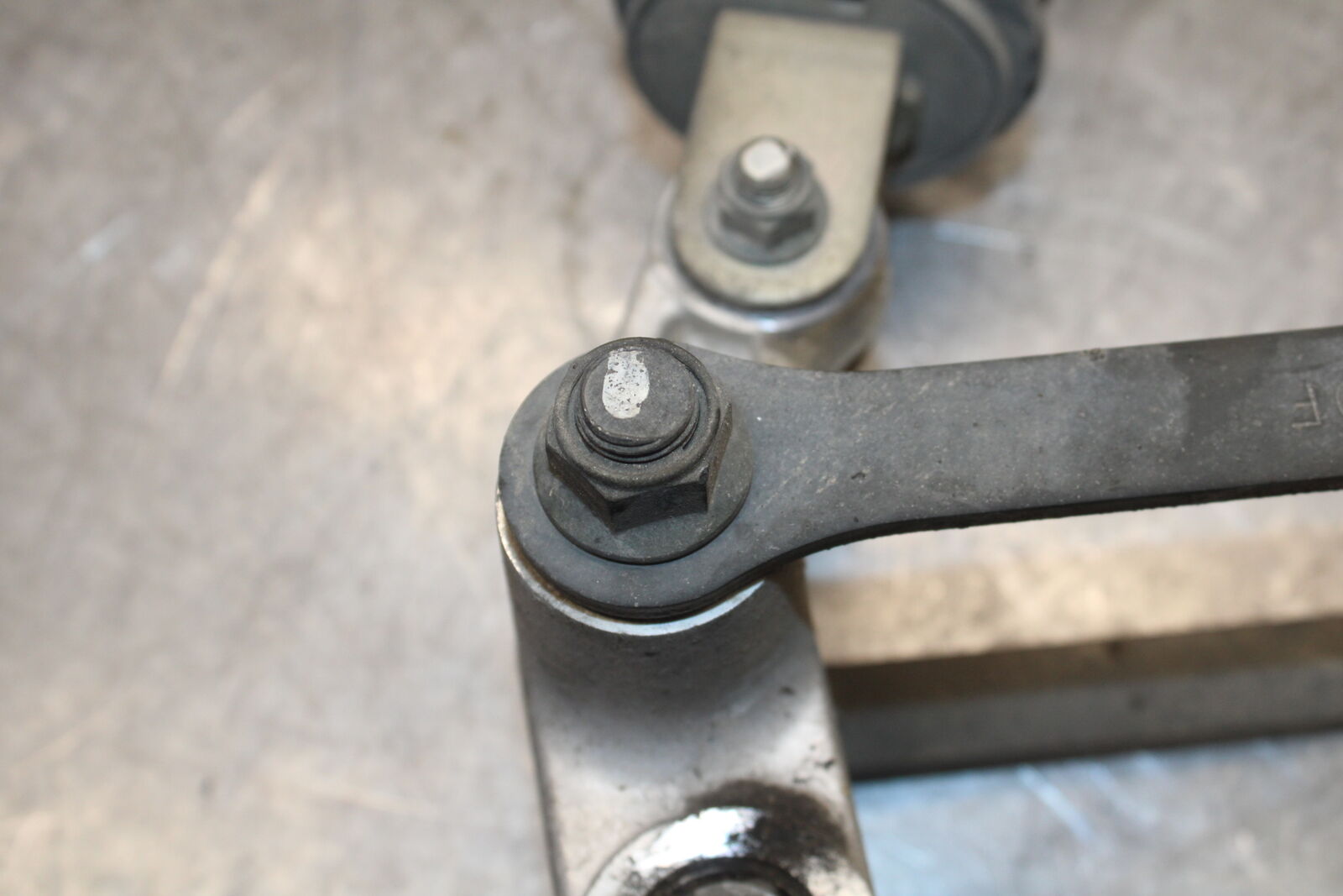 05-09 SUZUKI BOULEVARD C90 REAR BACK SHOCK ABSORBER BB692