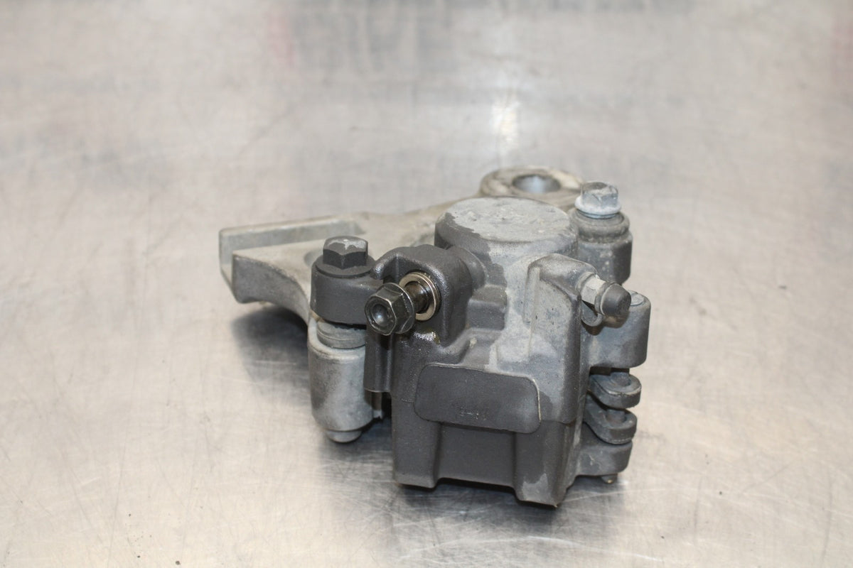 01-06 HONDA CBR600F4I REAR BACK BRAKE CALIPER W MOUNT BRACKET BB185
