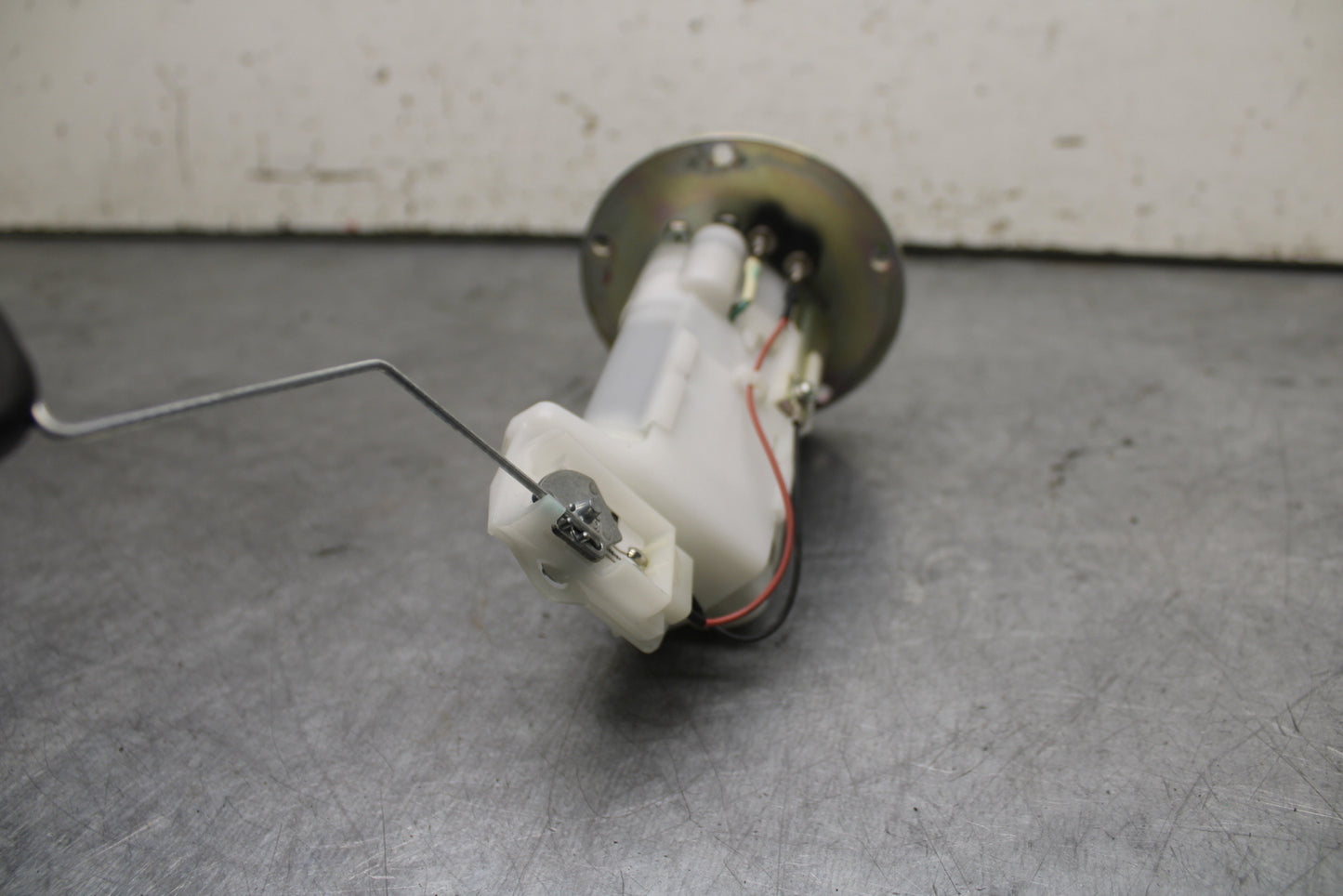 18-24 KAWASAKI NINJA 650 FUEL PUMP GAS PETROL SENDER UNIT BB725