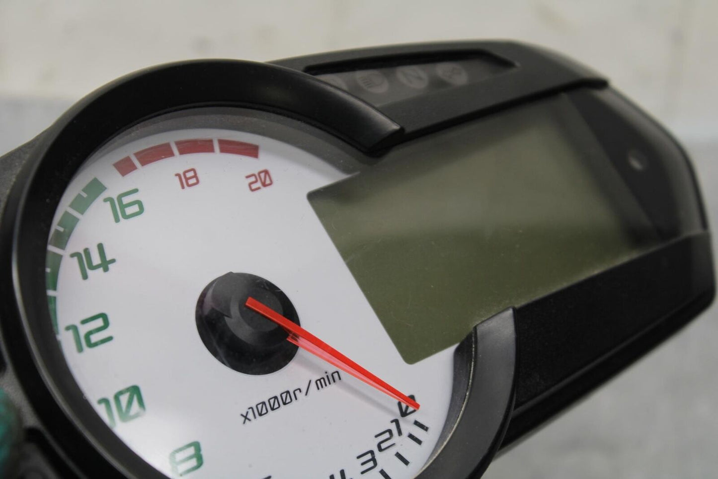 2011 Kawasaki Ninja ZX6R ZX600R SPEEDO TACH GAUGES DISPLAY SPEEDOMETER BB587