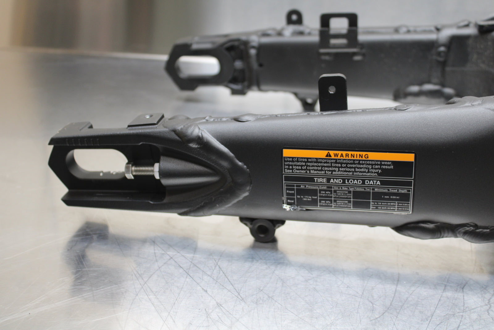 23-24 KAWASAKI NINJA ZX14R REAR SWINGARM BACK SUSPENSION SWING ARM BB141