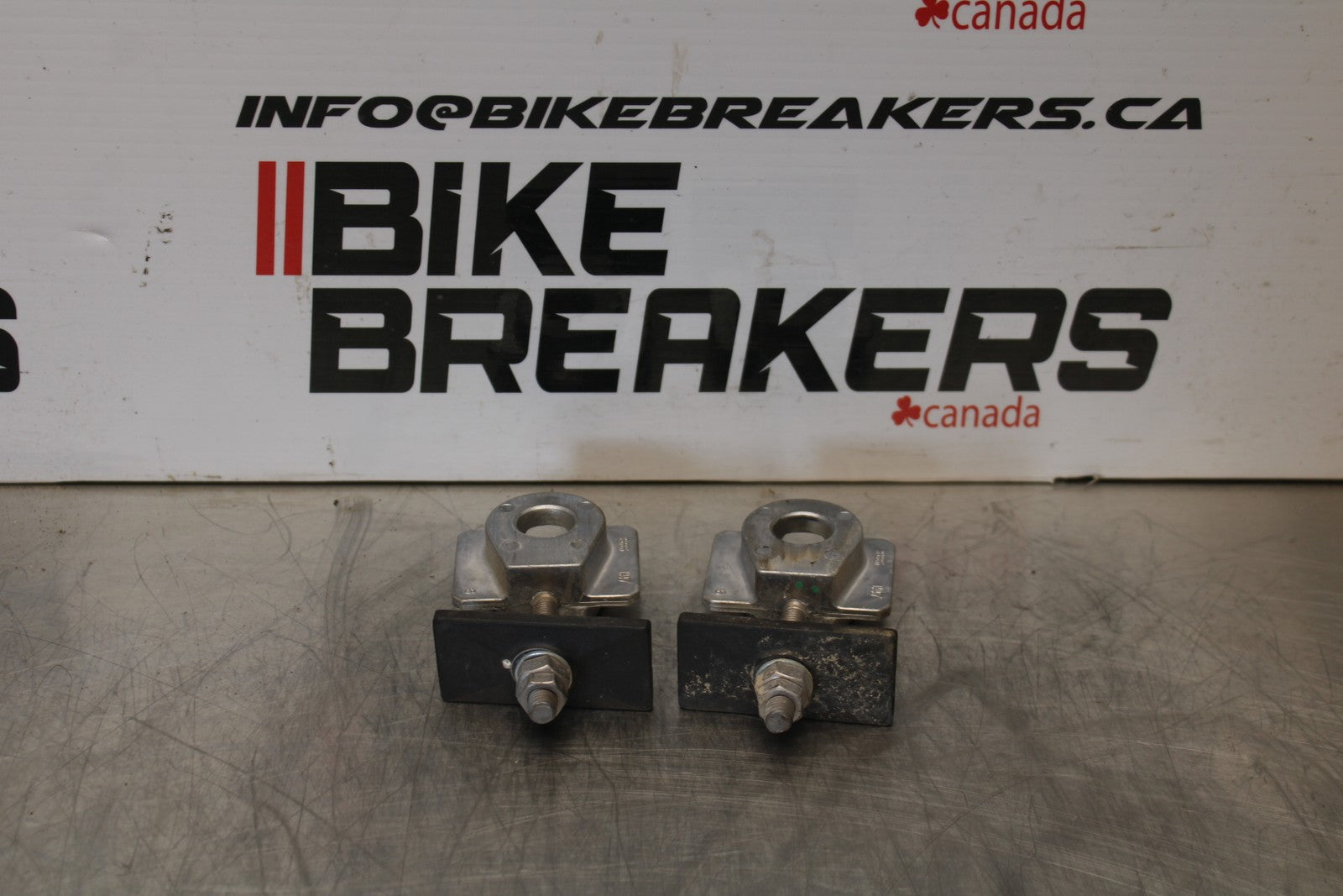 18-23 KAWASAKI NINJA 400 EX400 SWINGARM CHAIN TENSIONER ADJUSTMENT BB177