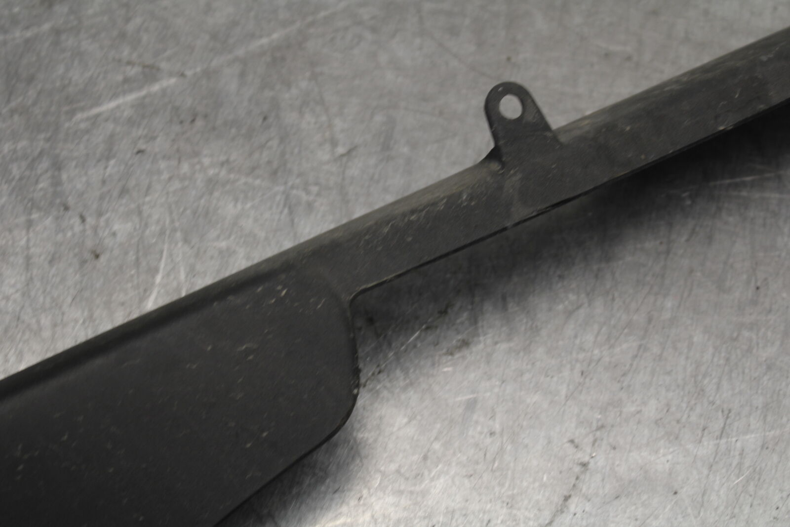 09-12 KAWASAKI NINJA ZX6R REAR BACK DRIVE CHAIN GUARD COVER SHIELD BB698