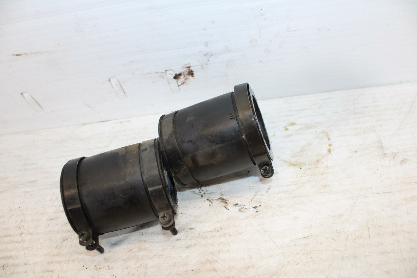 90-07 KAWASAKI ZZR 250 AIRBOX INTAKE MANIFOLD BB298