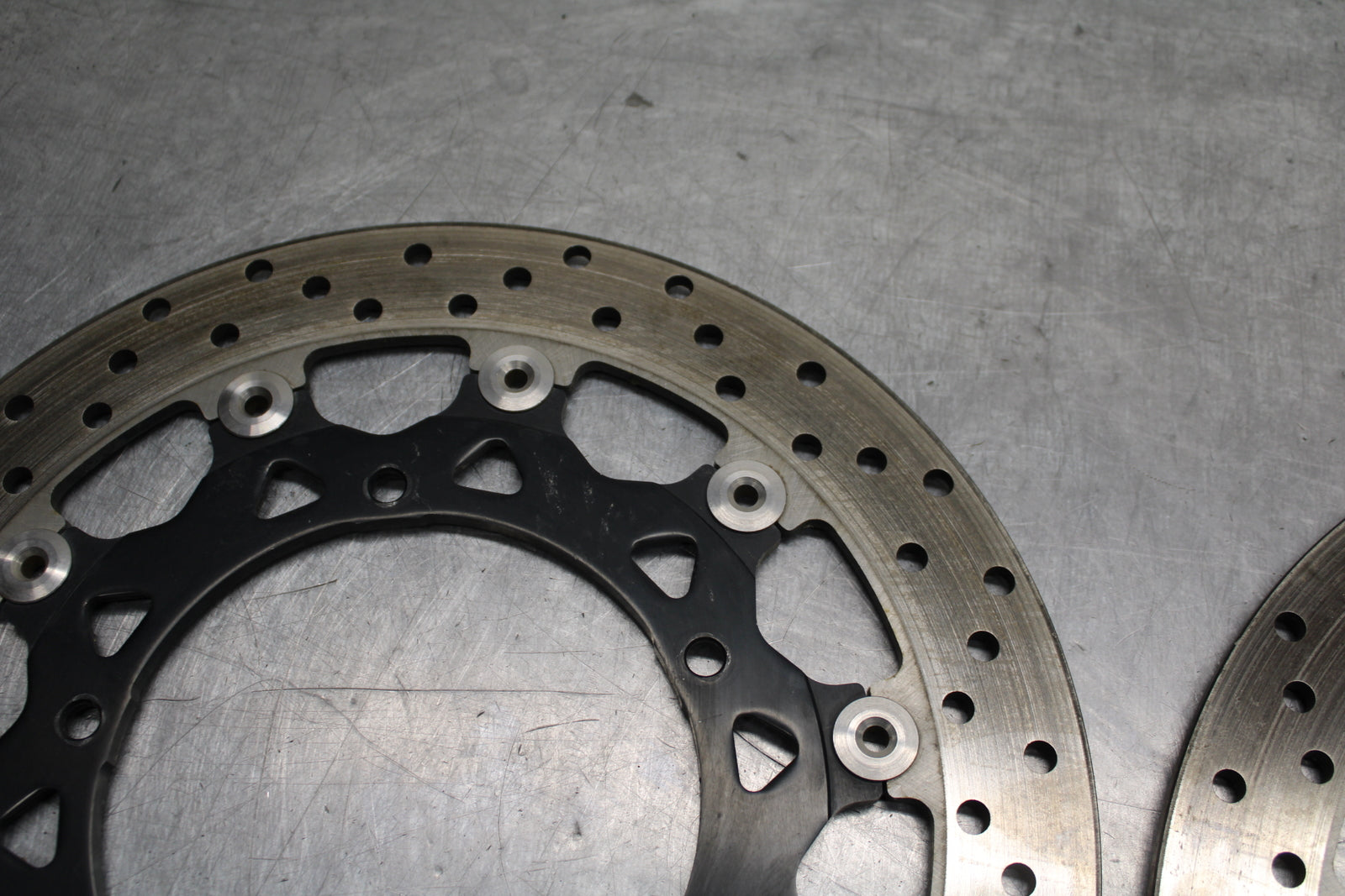 03-05 YAMAHA YZF R6  FRONT LEFT RIGHT BRAKE ROTORS DISCS BB132