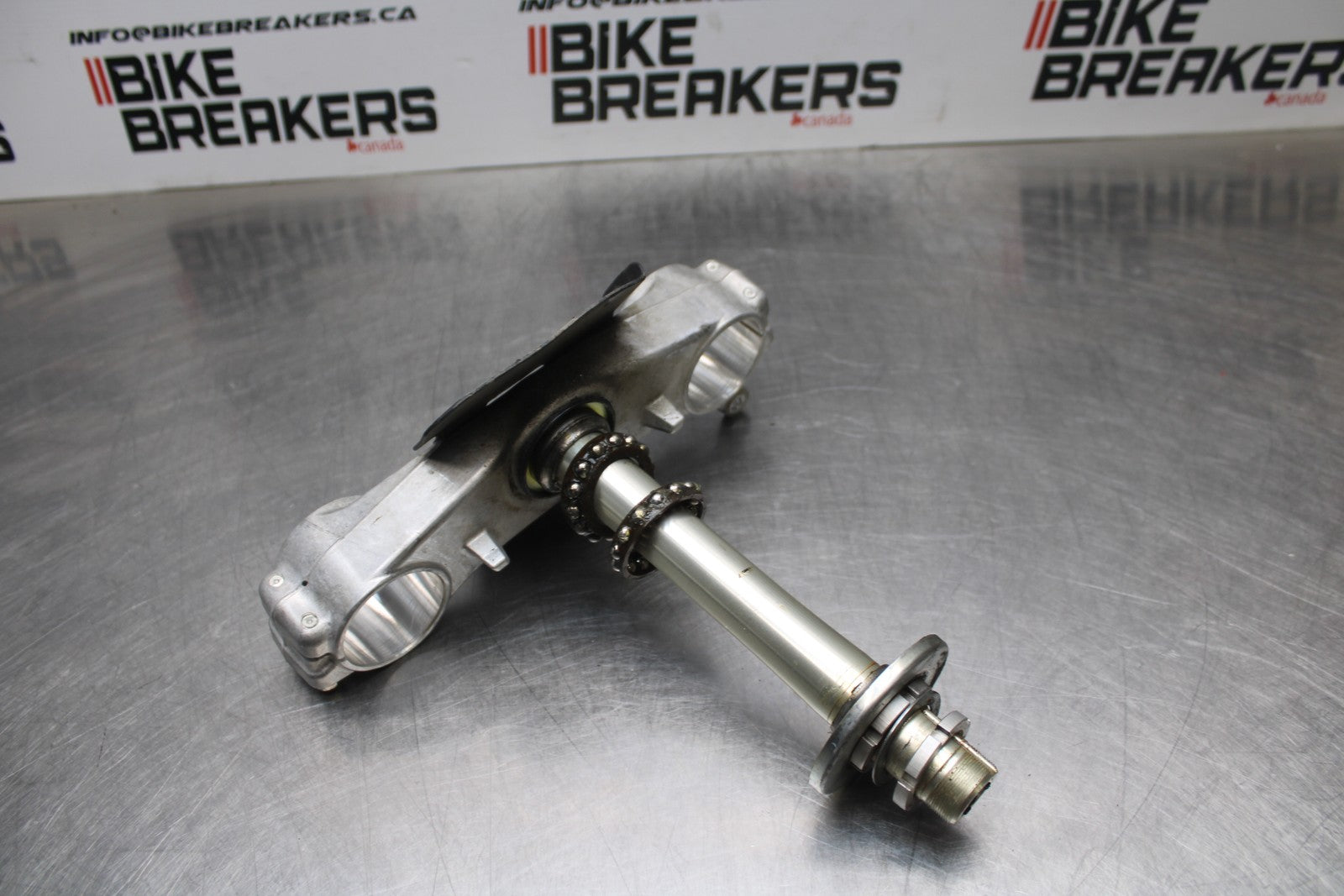 08-10 SUZUKI GSXR 600 FRONT FORKS CLAMP LOWER TRIPLE TREE STEM BB202