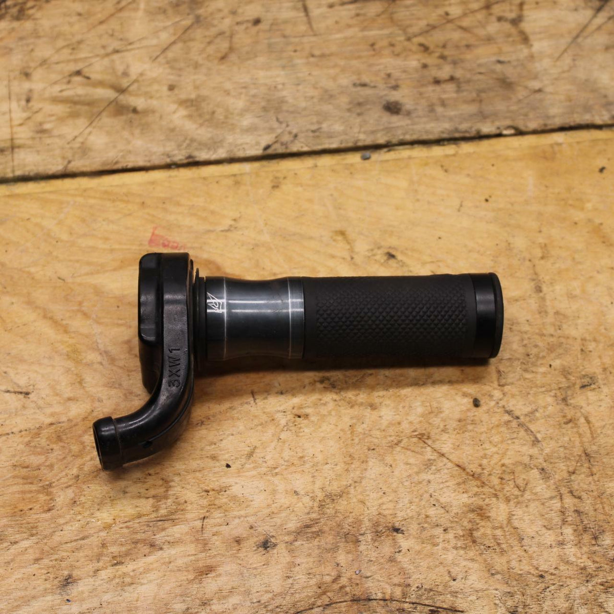 07-08 YAMAHA YZF R1 THROTTLE CABLE LINE HOUSING GUIDE BB337
