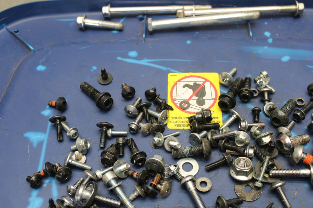23-24 YAMAHA MT-07 MOUNTING BOLTS HARDWARE MOTOR SCREWS BB194