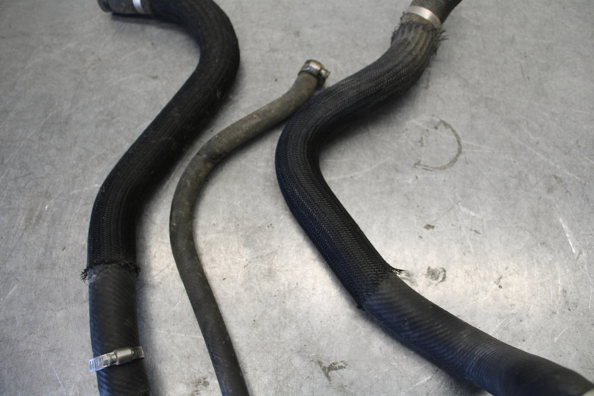 04 SUZUKI GSXR600 RADIATOR HOSES ENGINE COOLANT WATER PIPES HOSE SET BB676