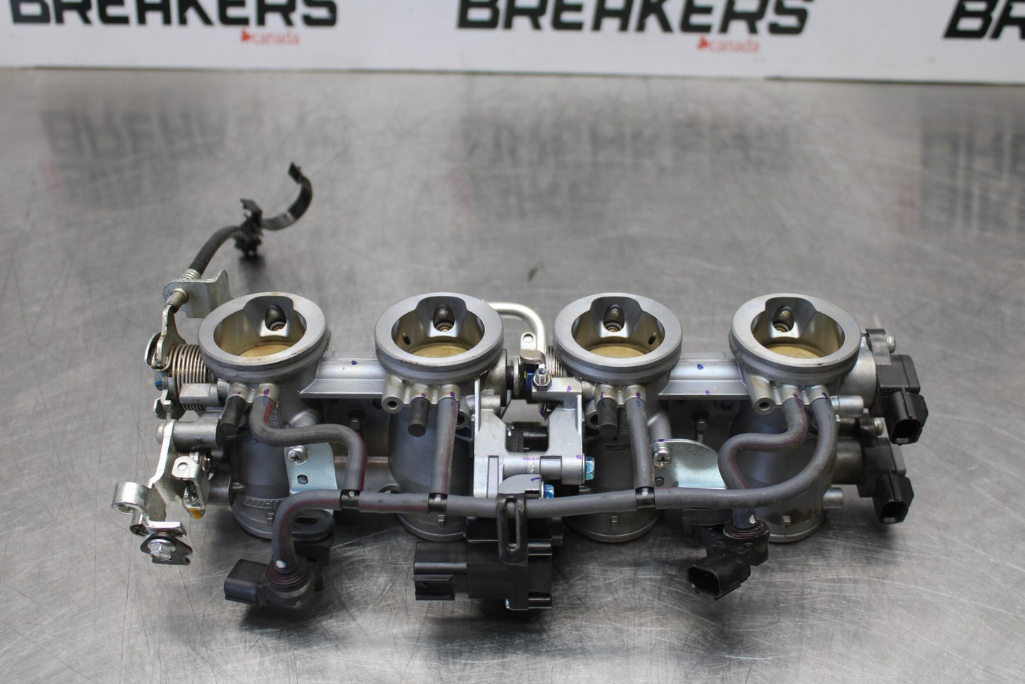 21-23 KAWASAKI NINJA ZX6R MAIN FUEL INJECTORS / THROTTLE BODIES BB179