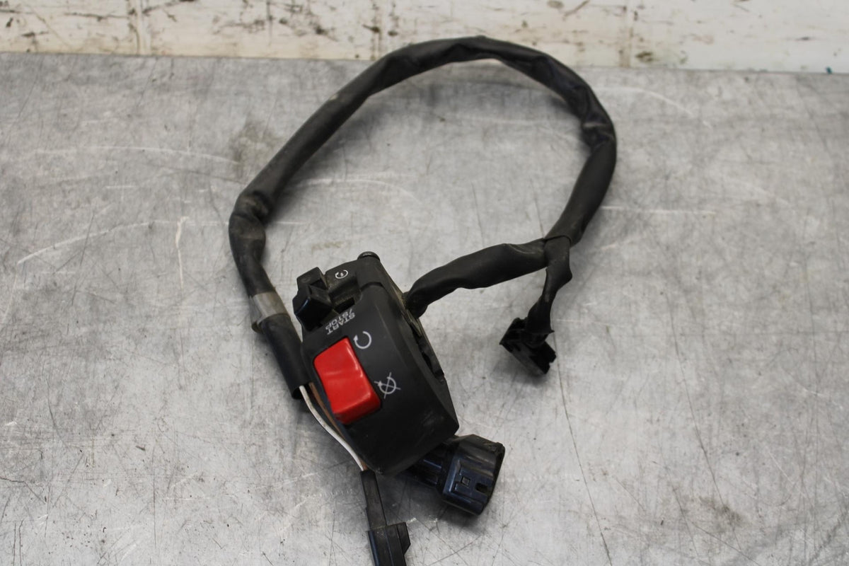 2011 Kawasaki Ninja ZX10R ZX1000K  RIGHT CLIP ON HANDLE KILL START SWITCH  BB555