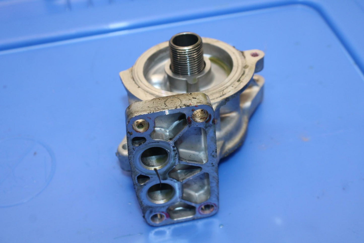 19-20 KAWASAKI NINJA ZX6R OIL FILTER UNION SUPPORT BRACKET BB419