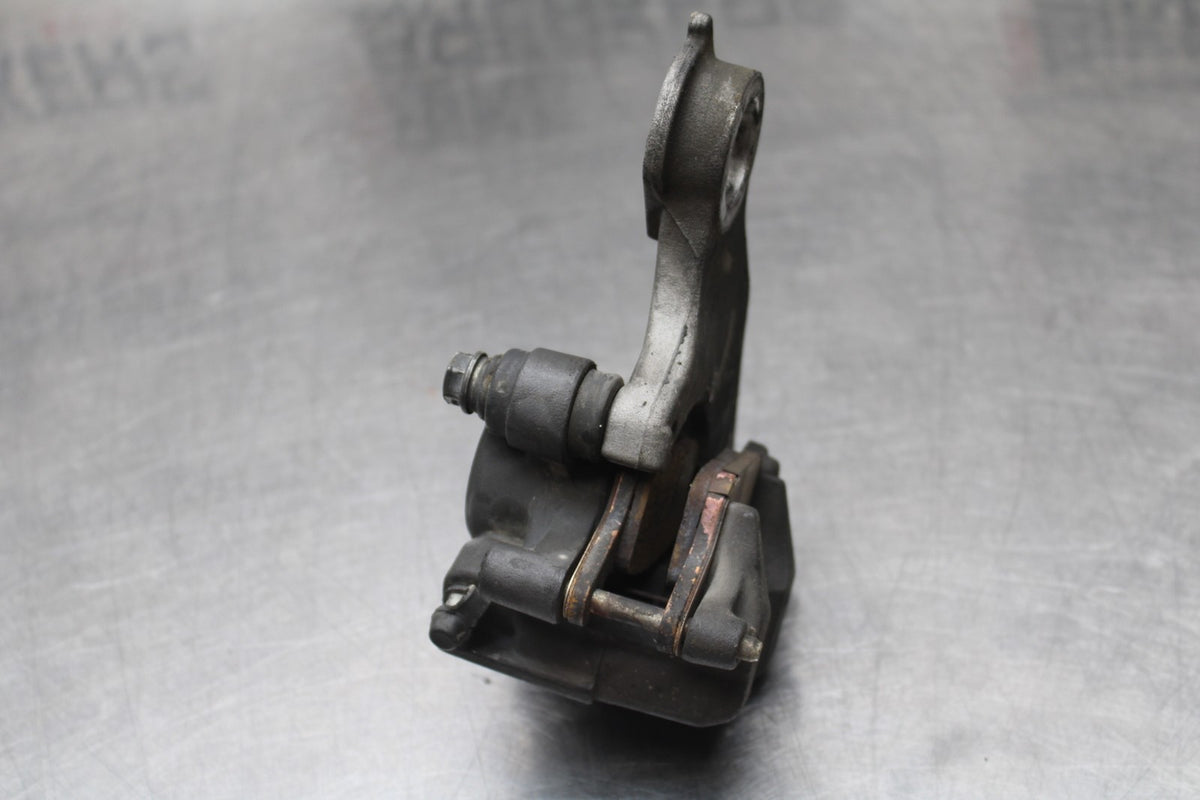 07-08 YAMAHA YZF R1 REAR BACK BRAKE CALIPER W MOUNT BRACKET BB771