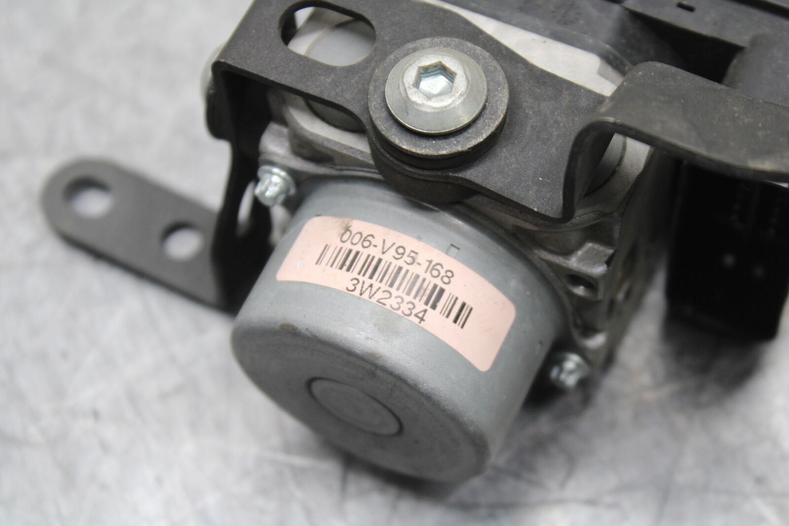 19-22 KAWASAKI Z400 ABS PUMP UNIT MODULE BB738