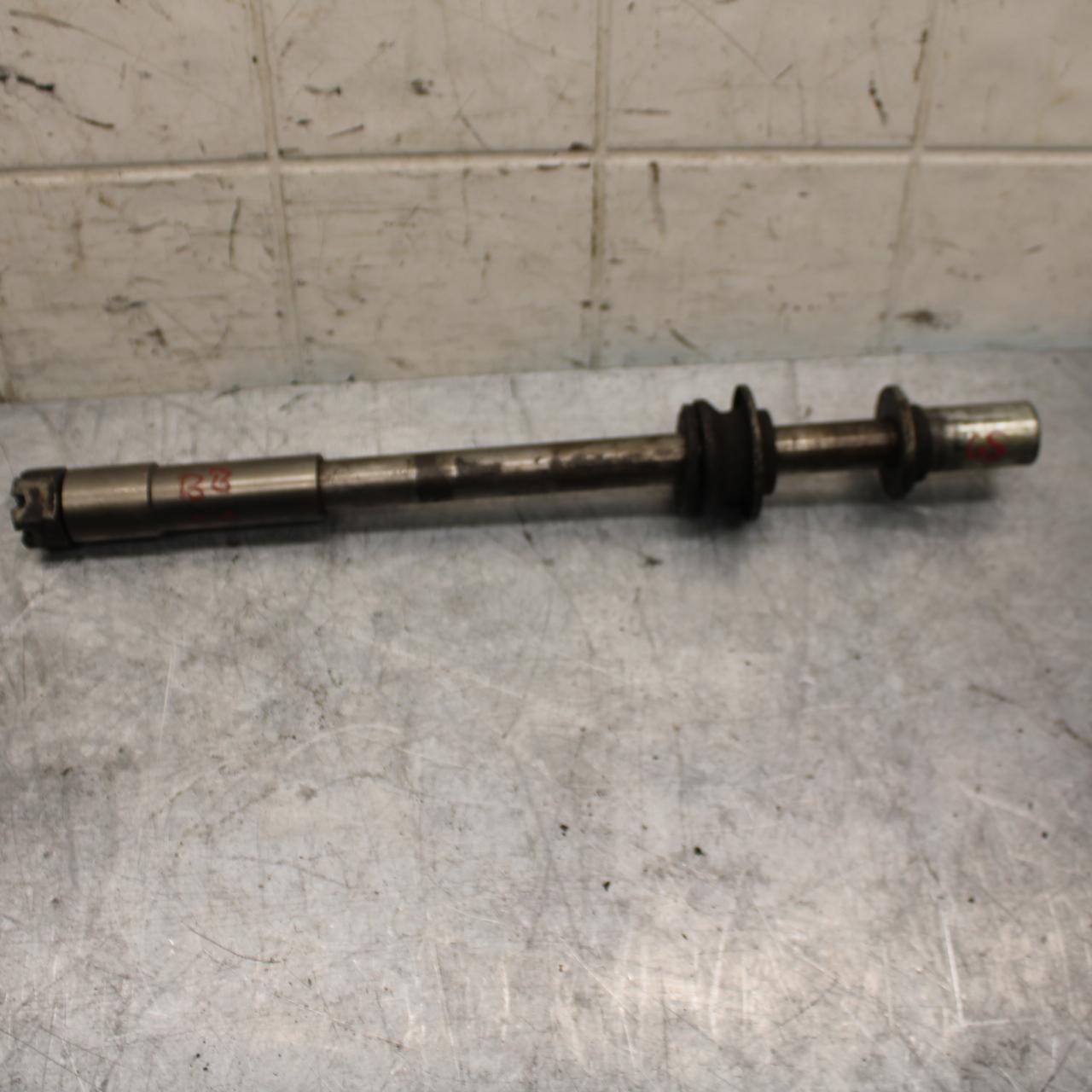 82-83 SUZUKI GS1100GL REAR AXLE BACK WHEEL RIM PIVOT BOLT AXEL BB30