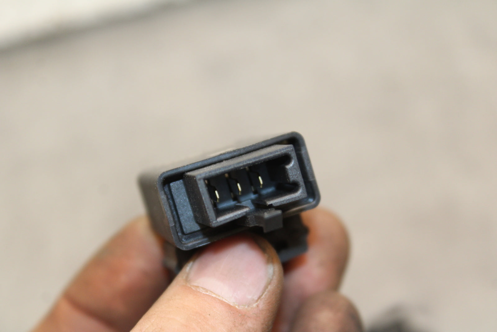 24 KAWASAKI NINJA 500 ABS RELAY ASSEMBLY FUSE BOX SET BB730