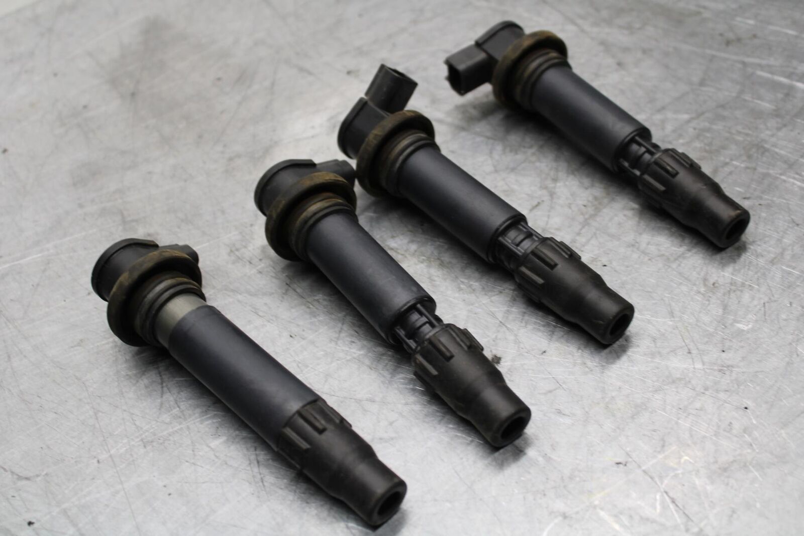 2006 Suzuki GSXR600 IGNITION COILS COIL SPARK PLUG CAPS BB447