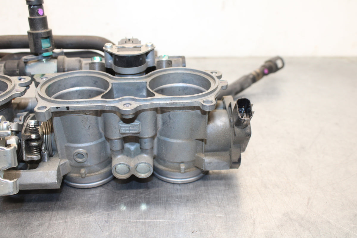 09 HONDA CBR600RR MAIN FUEL INJECTORS / THROTTLE BODIES BB760
