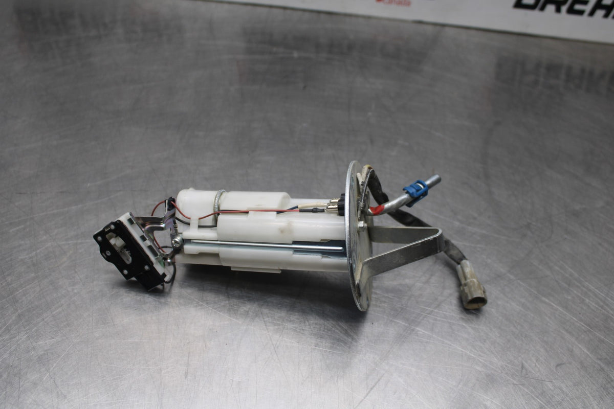 08-10 SUZUKI GSXR750 FUEL PUMP GAS PETROL SENDER UNIT BB854