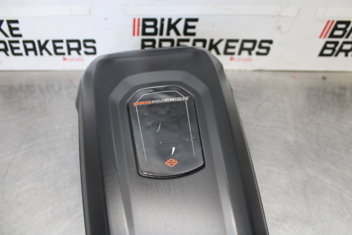 22 HARLEY-DAVIDSON PAN AMERICA 1250 CENTER GAS TANK COVER FAIRING COWL BB910