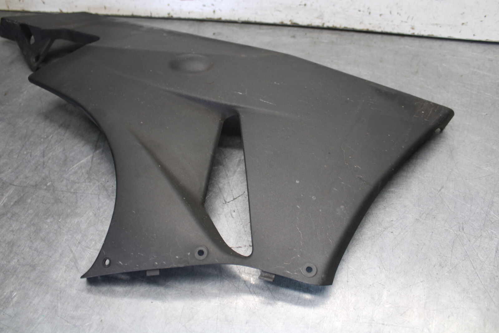 09-12 KAWASAKI NINJA ZX6R LEFT LOWER BOTTOM BELLY SIDE FAIRING COWL BB698