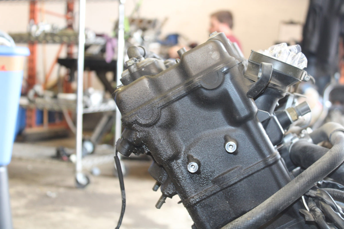 00-05 KAWASAKI NINJA ZX12R ENGINE MOTOR BB892