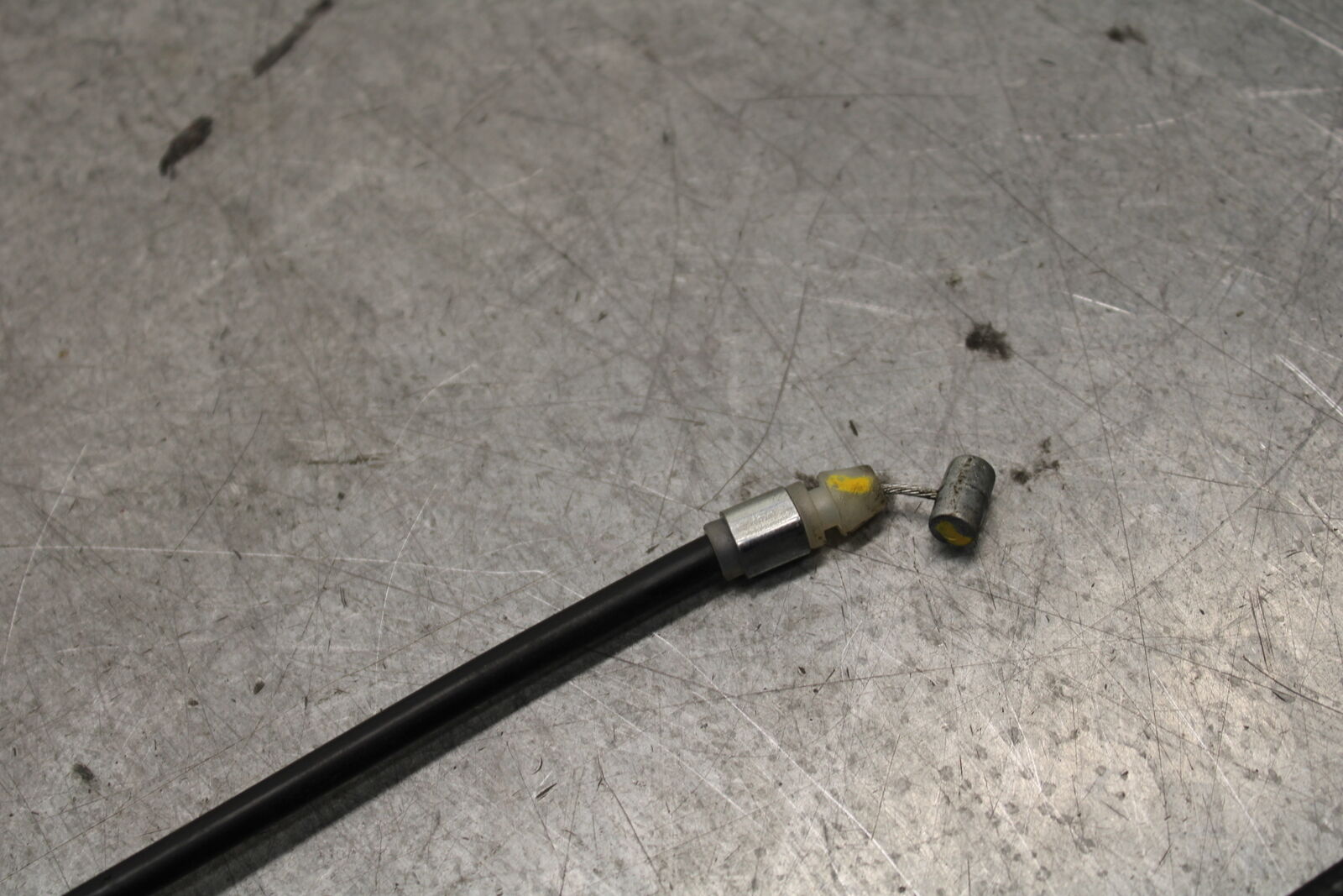 18-23 KAWASAKI NINJA 400 REAR & FRONT SEAT LATCH LOCK ASSEMBLY BB660