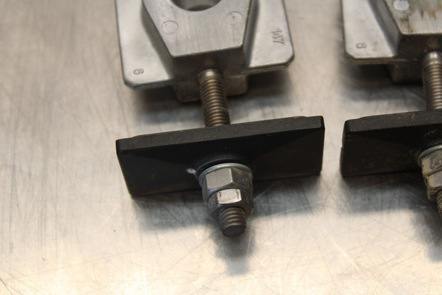 18-23 KAWASAKI NINJA 400 EX400 SWINGARM CHAIN TENSIONER ADJUSTMENT BB177