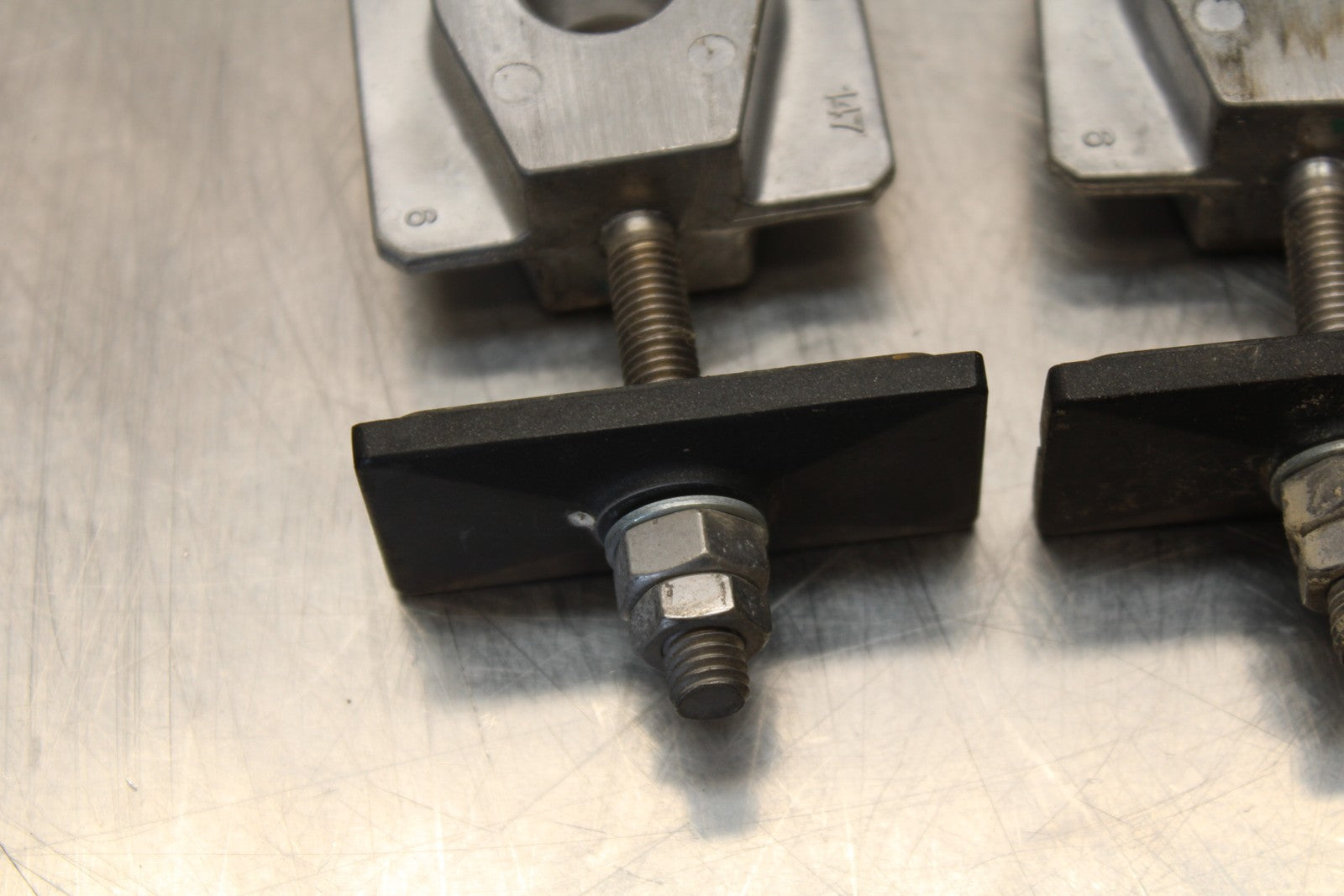 18-23 KAWASAKI NINJA 400 EX400 SWINGARM CHAIN TENSIONER ADJUSTMENT BB177