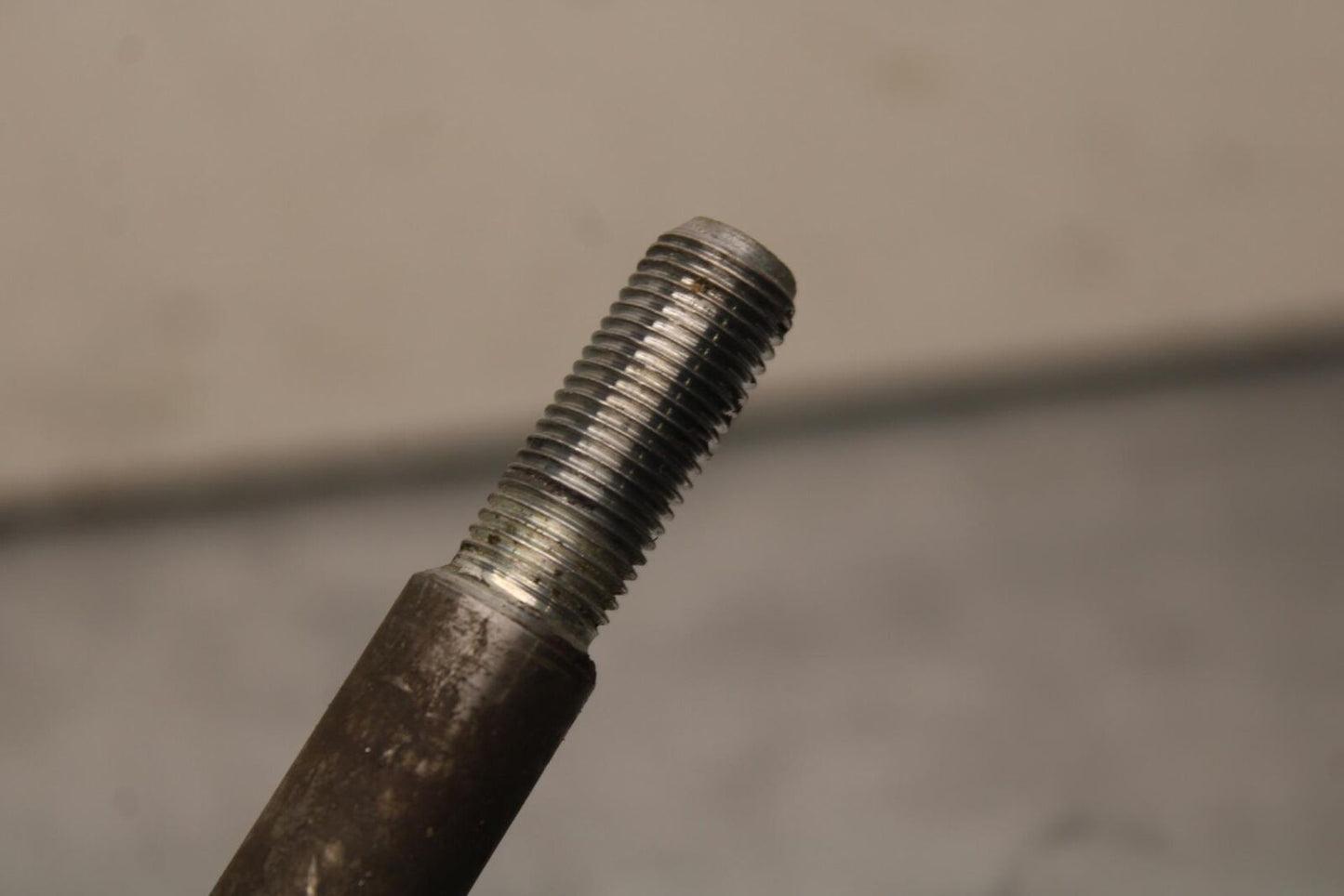 1983 Honda V45 Magna VF750C FRONT WHEEL RIM AXLE PIVOT BOLT 44301-461-770 BB91