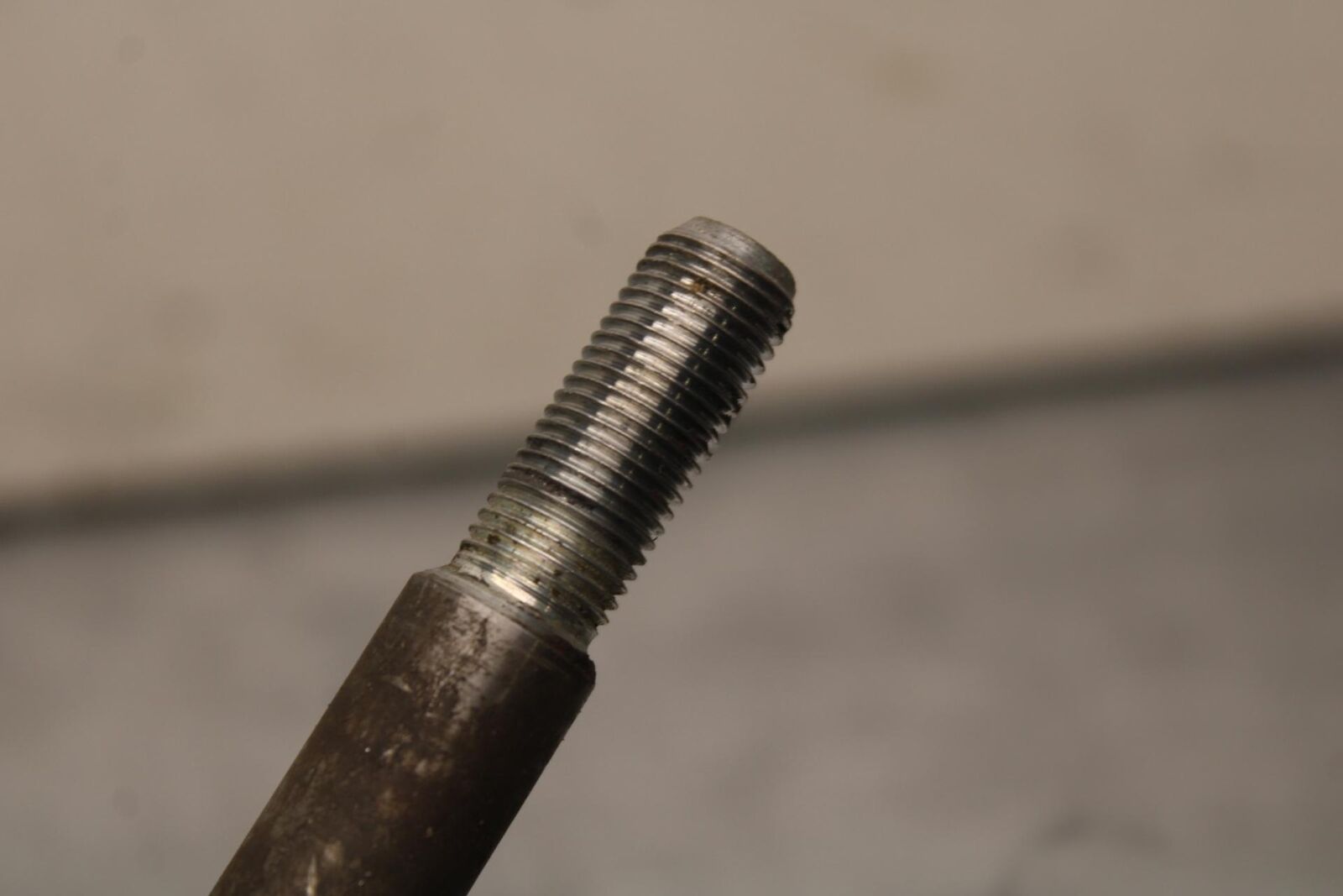 1983 Honda V45 Magna VF750C FRONT WHEEL RIM AXLE PIVOT BOLT 44301-461-770 BB91