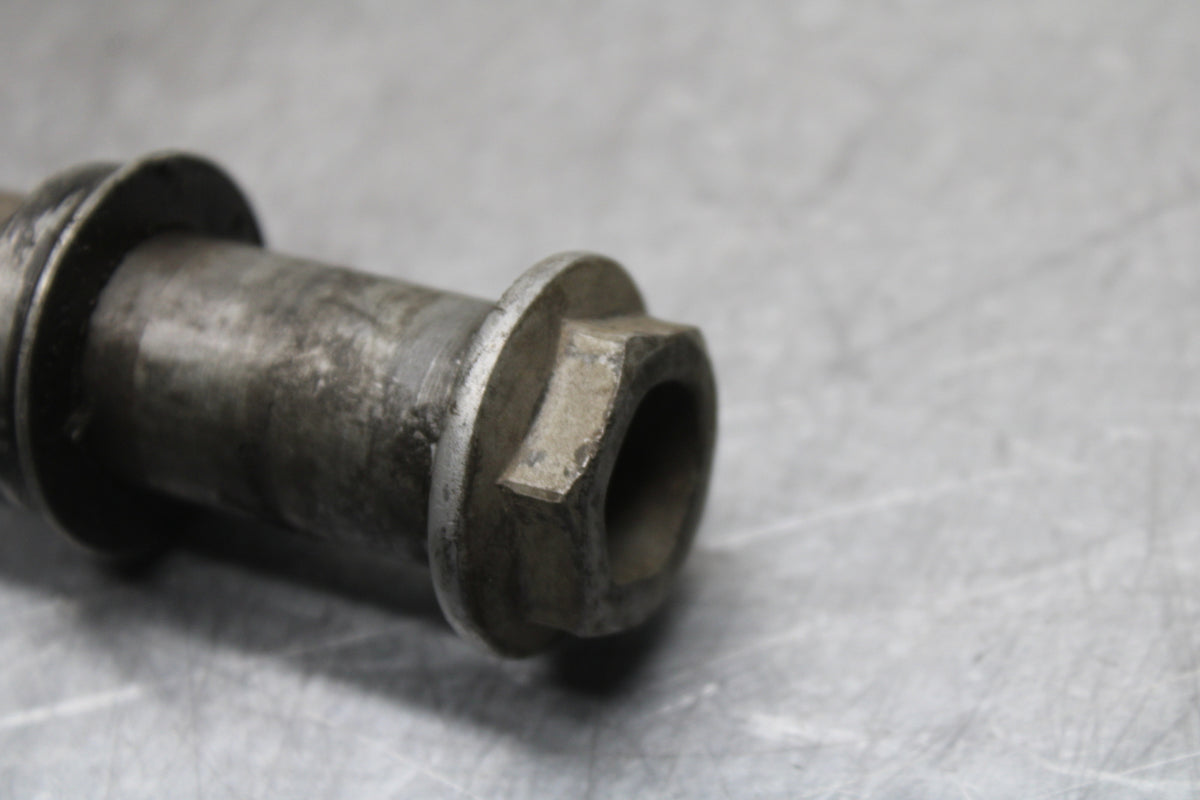 03-04 HONDA CBR600RR REAR AXLE BACK WHEEL RIM PIVOT BOLT AXEL BB127