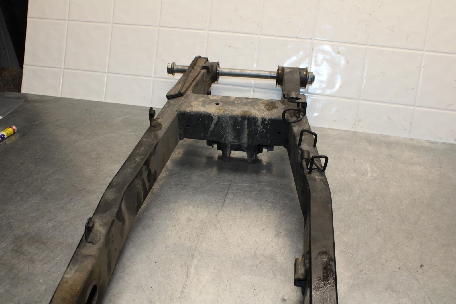 20 KAWASAKI Z400 ER400 ABS REAR SWINGARM SUSPENSION SWING ARM BB586