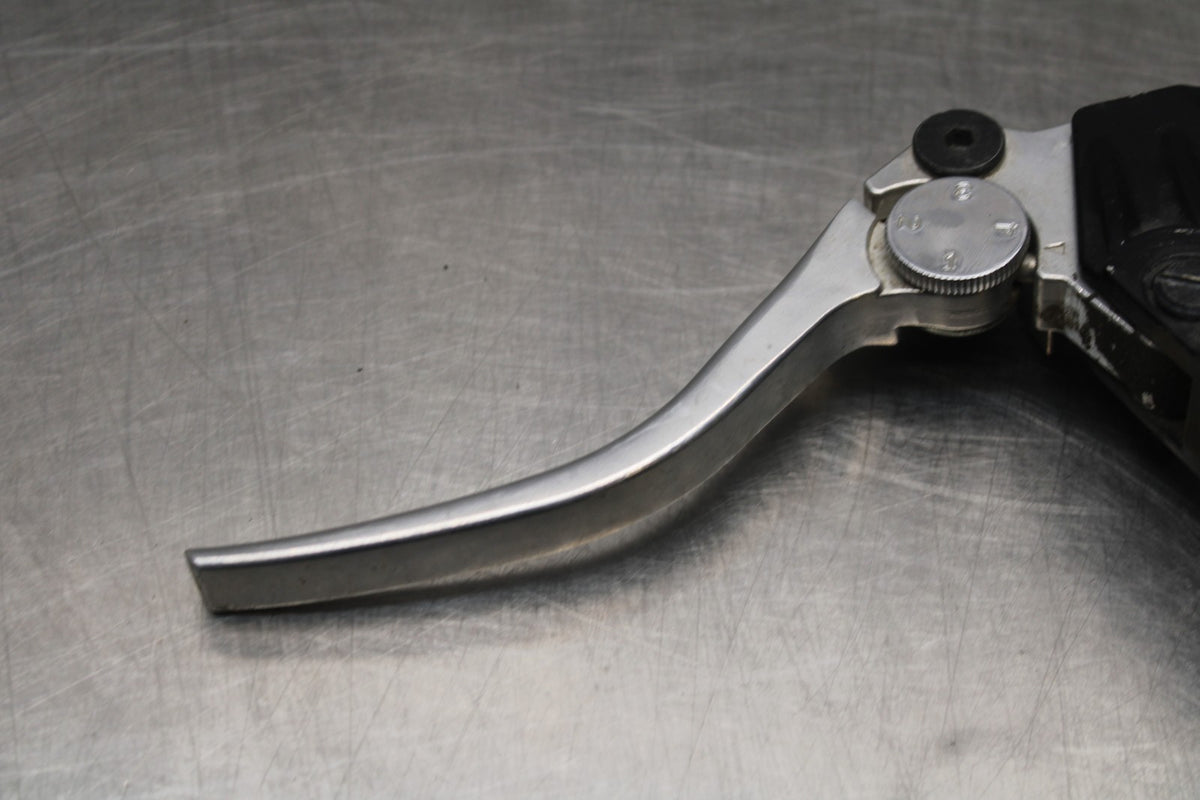 15 TRIUMPH TIGER 800 CLUTCH PERCH MOUNT WITH LEVER  BB873