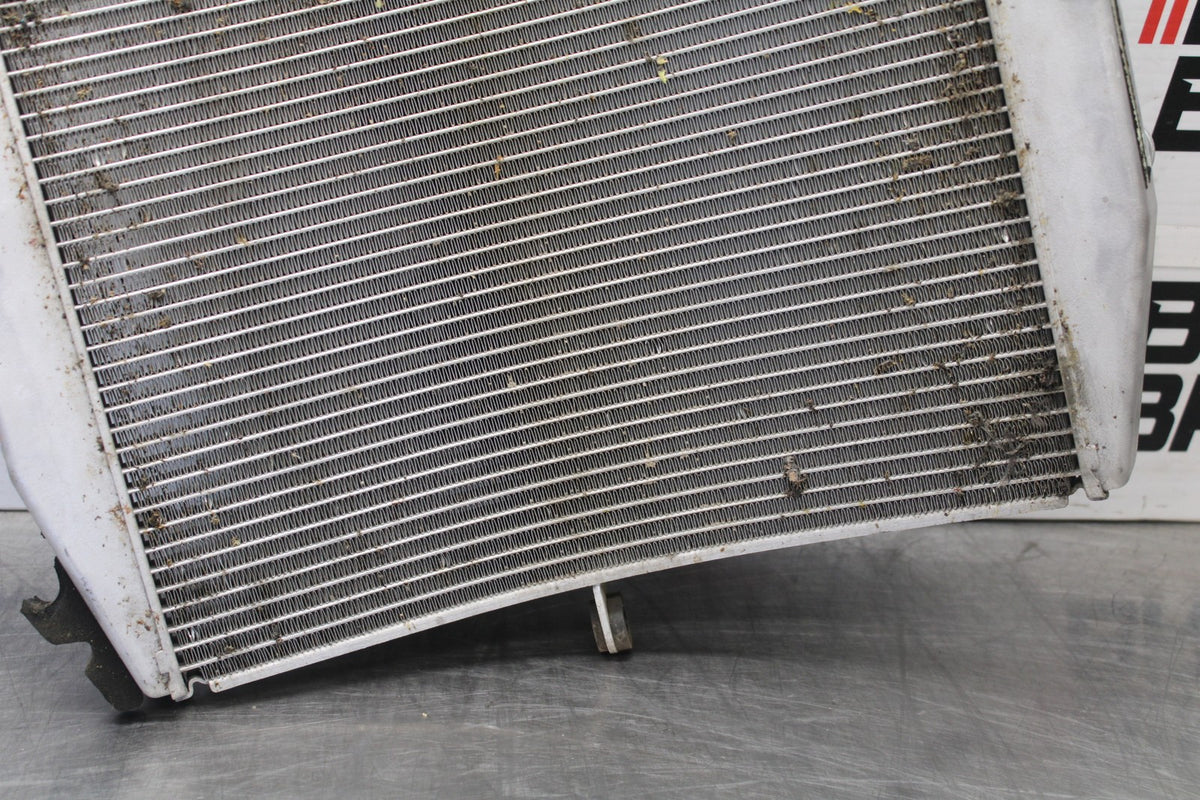 24-25 KAWASAKI NINJA ZX6R ENGINE RADIATOR MOTOR COOLER RADIATER BB939