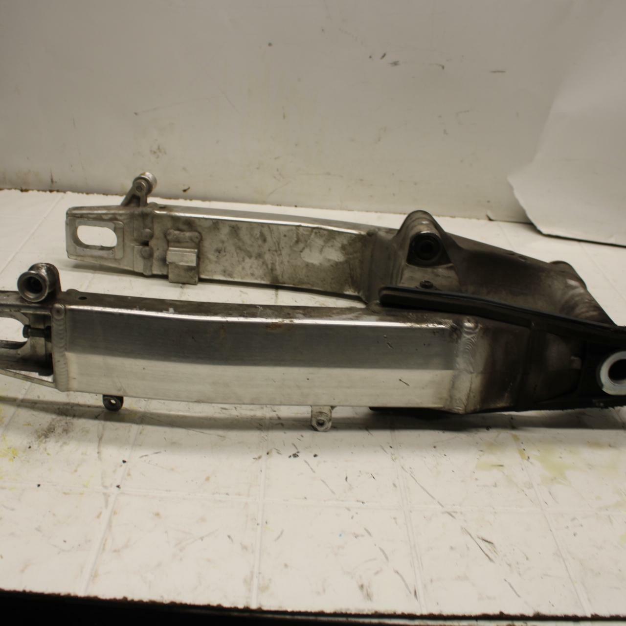 03-05 SUZUKI SV1000 REAR SWINGARM BACK SUSPENSION SWING ARM BB405