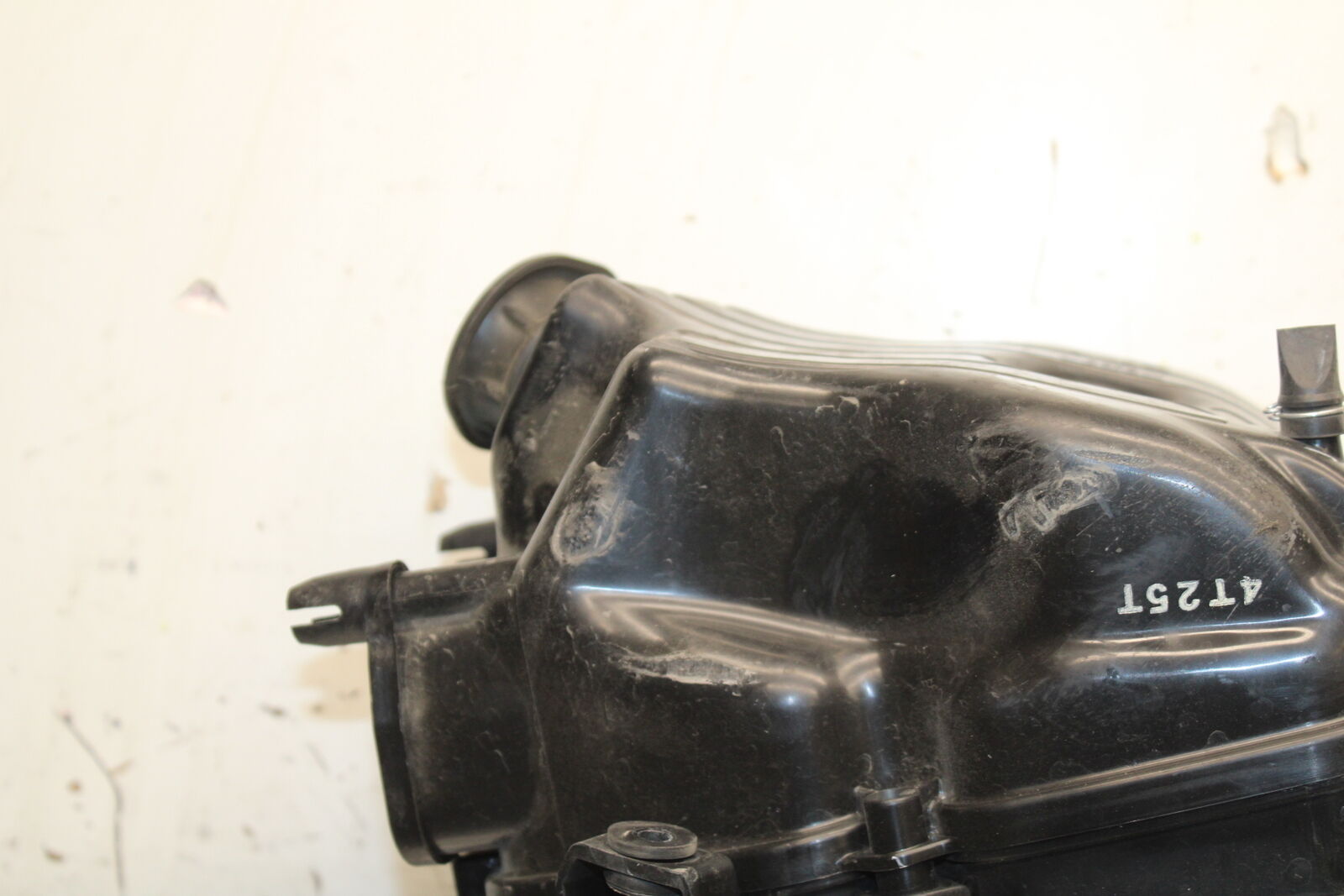 15-16 HONDA CB300F AIRBOX AIR INTAKE FILTER BOX BB740