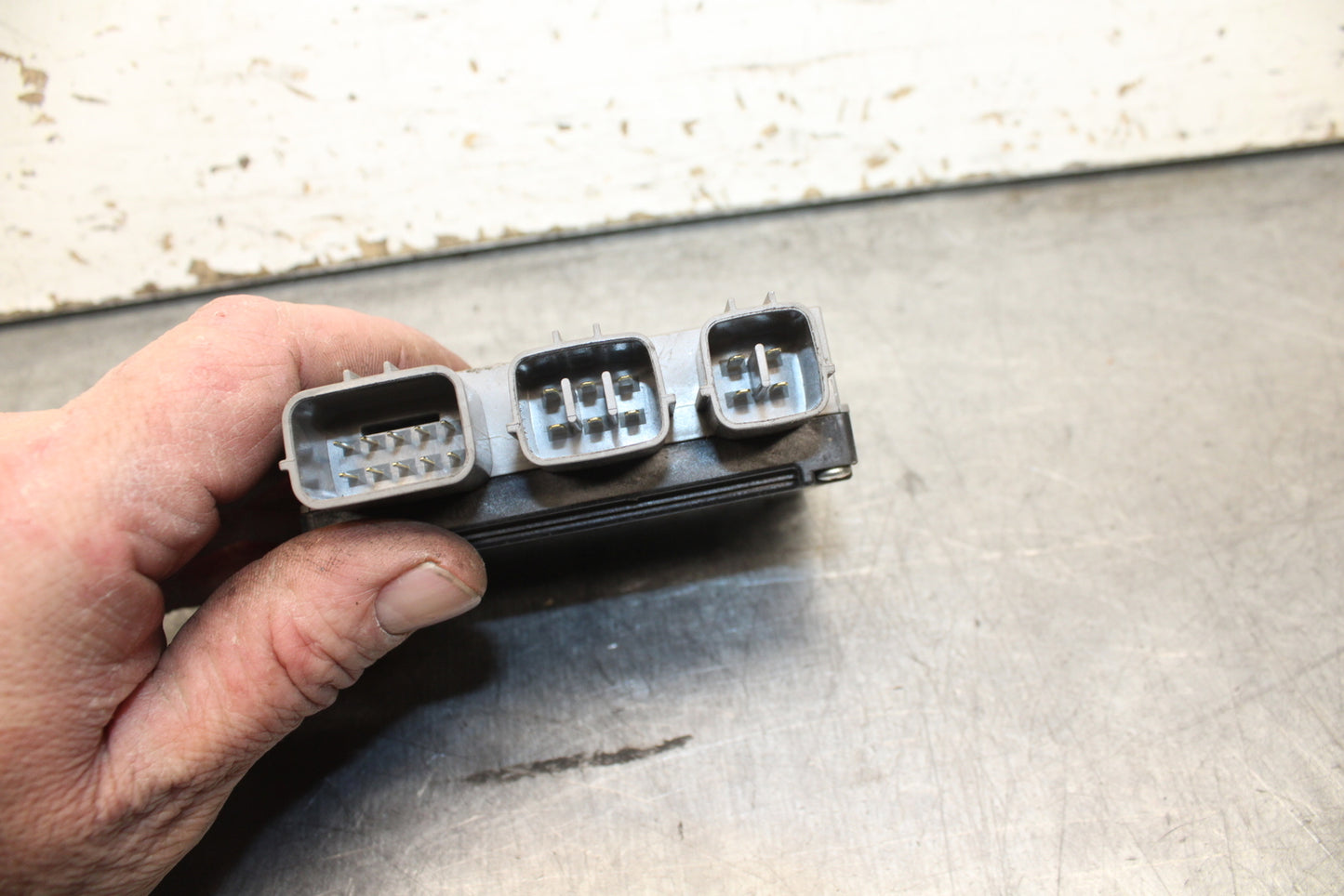 24 KAWASAKI NINJA 500 ABS RELAY ASSEMBLY FUSE BOX BB744