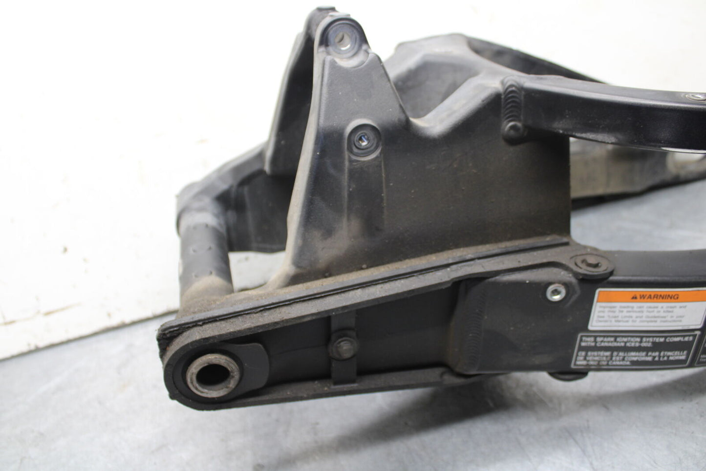 07-12 HONDA CBR600RR REAR SWINGARM BACK SUSPENSION SWING ARM 52200-MFJ-D00 BB672
