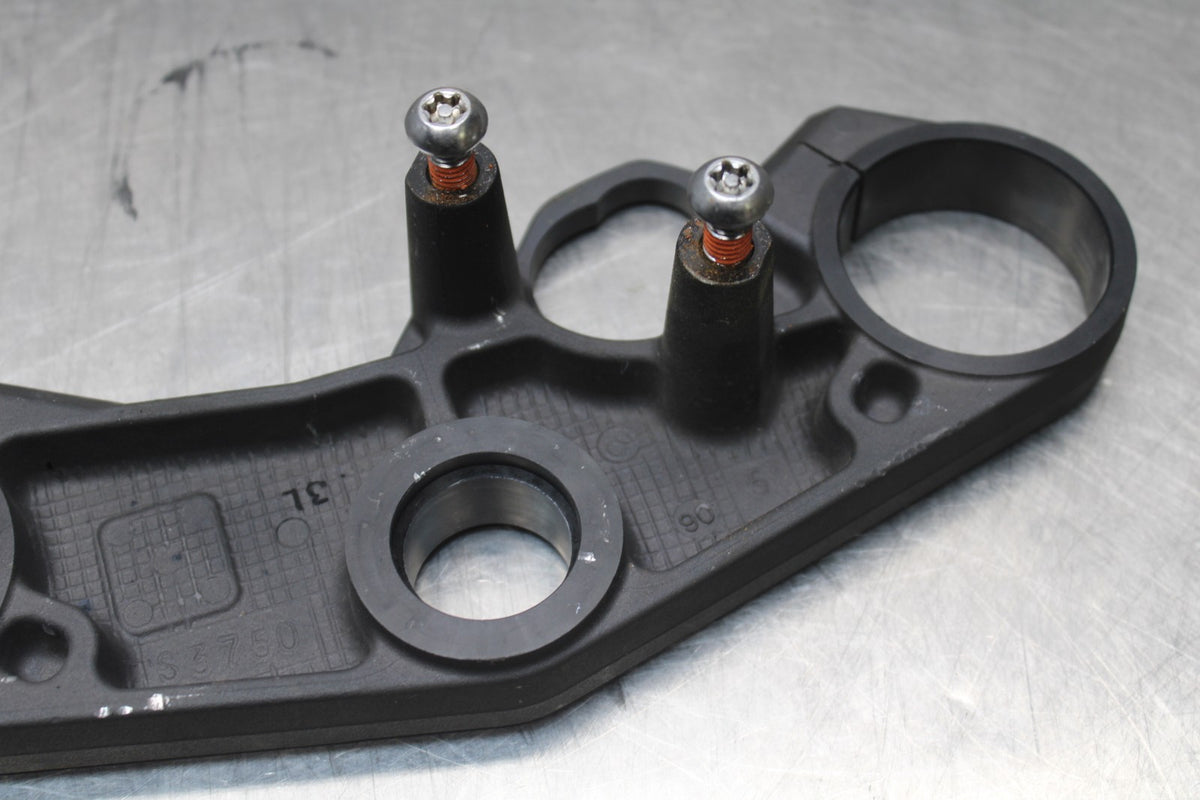 06-07 SUZUKI GSXR 600 FORKS UPPER TRIPLE TREE CLAMP BB822