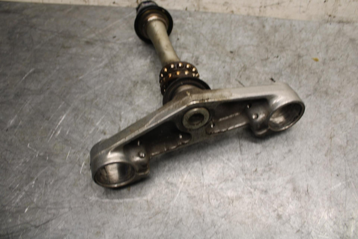 2003 Yamaha YZF R6 FORKS CLAMP LOWER TRIPLE TREE STEM 5SL-23340-00-00 BB539